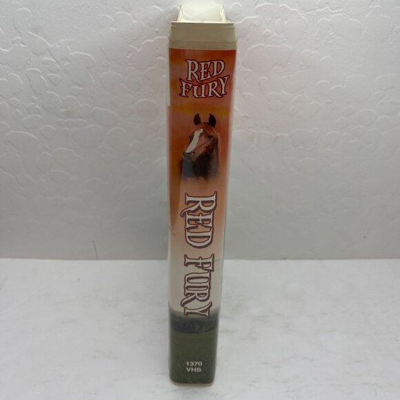 Vintage Red Fury Film VHS Tape Clamshell Case Based On Story By Joe Elliott - Picture 7 of 9